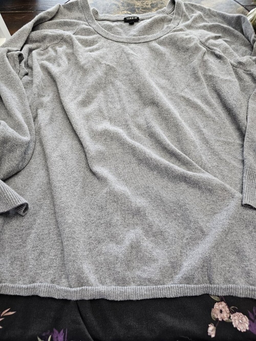 Torrid Gray Knit Crew Neck Sweater Sheer Floral Back Women's Size 4 4XL